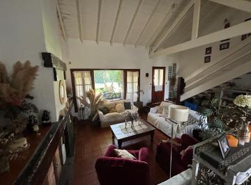 Casa · 160m² · 4 Ambientes · Casa en La Horqueta