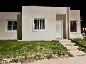Casa · 72m² · 3 Ambientes · 1 Cochera · Casa en Venta - 2 Dorm. 1 Baño - Cochera - 303,5 m² - La Punta, San Luis