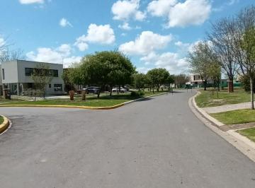 Terreno · 498m² · Terreno Lote en Venta en Santo Tomas, Derqui, Pilar