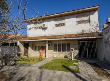 Casa · 100m² · 7 Ambientes · Casa de 5 Ambientes en Venta en San Isidro