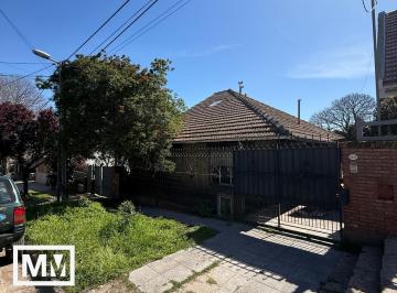 Casa · 131m² · 5 Ambientes · 3 Cocheras · Casa en San Carlos