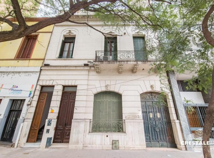 Casa · 149m² · 7 Ambientes · 1 Cochera