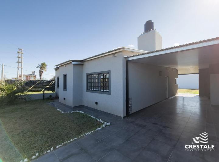 Casa · 104m² · 4 Ambientes · 2 Cocheras