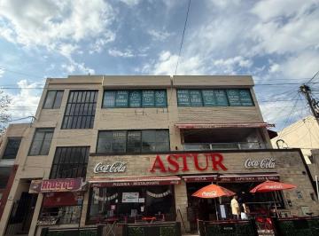 Oficina comercial · 450m² · 10 Ambientes · Alquiler Oficina Merlo Centro