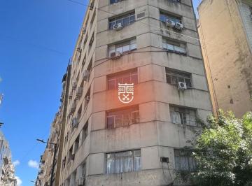 Oficina comercial de 8 ambientes, Tribunales · Precio + Iva - Excelente Oficina - Planta Dividida