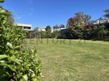 Terreno · 632m² · Venta de Lote Terreno en Barrio Cerrado Alvear de Benavidez Cerca de Villanueva Tigre