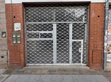 Local comercial · 110m² · 2 Ambientes · Local Comercial en Venta en Lanús Oeste