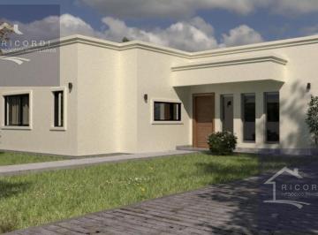 Casa · 120m² · 3 Ambientes · 1 Cochera · Casa en Venta en Barrio Privado Santa Emilia, Pilar del Este