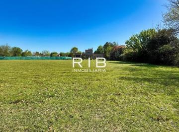 Terreno · 1224m² · Acepta Financiación - Lote Central de 1124 m² - Orientación Noroeste
