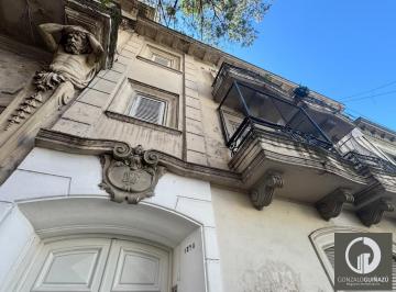 Departamento · 87m² · 6 Ambientes · Departamento Pasillo Venta 3 Dorm. Patio Parrillero Centro Rosario.