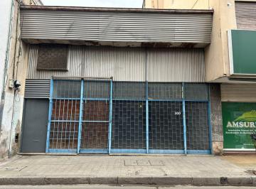 Foto · Local Entre Maipu y Salta