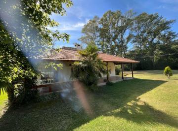 Casa · 700m² · 4 Ambientes · Casa en Venta en Lobos Country Club