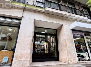 Departamento · 70m² · 4 Ambientes · 1 Cochera · Departamento de 2 Dorm. con Cochera - Centro