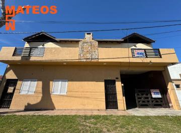Casa de 5 ambientes, Mar del Tuyú · Venta en Block Mar del Tuyú Chalet + 4 Departamentos a 200 m del Mar