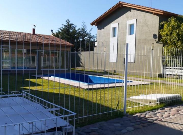 Casa · 80m² · 3 Ambientes · 1 Cochera