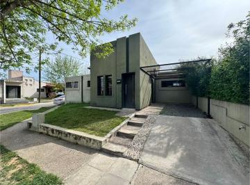 Casa de 6 ambientes, Alta Gracia · “casa en Esquina con 3 Dorm. – Portales del Sol, Alta Gracia”