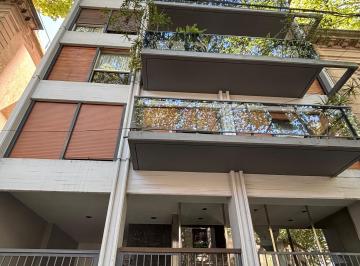 Departamento de 4 ambientes, La Plata · Excelente Piso en Venta, Ubicado Al Frente con 4 Ambientes.