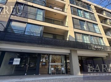 Local comercial · 39m² · Local - 46 Plaza, Agora Uno - Pilar