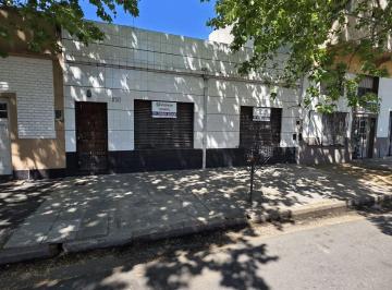 GIG-G2G-5085_2 · Casa 4 Ambientes. | Av Rivadavia Al 1300