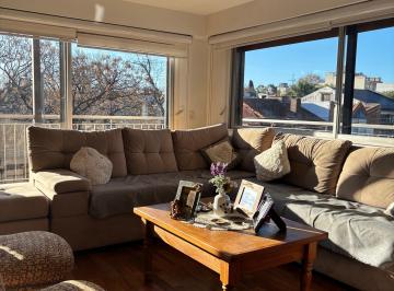Departamento de 4 ambientes, Villa Devoto · Piso de 4 Ambientes con Dependencia y Cochera - Villa Devoto