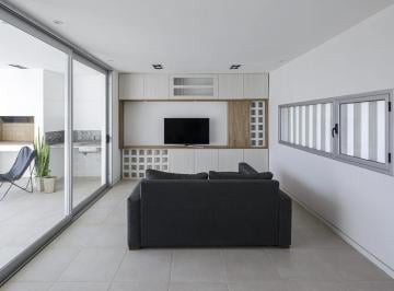 Casa · 128m² · 5 Ambientes · 2 Cocheras · Casa en Ecopueblo