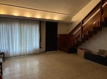 Casa 295m² Venta Quilmes · Chalet en Excelente Estado Sobre Dos Lotes en Esquina