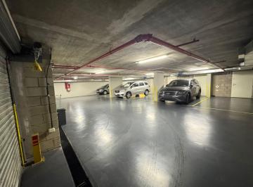 Garage , Recoleta · Cochera en Edificio de Categoría