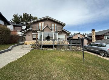 Casa de 6 ambientes, San Carlos de Bariloche · Casa en Venta en La Colina, Bariloche con Jardín