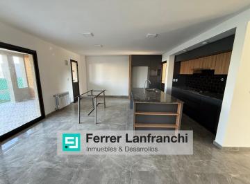 Casa · 202m² · 8 Ambientes · 2 Cocheras · Casa en Venta Tejas IV
