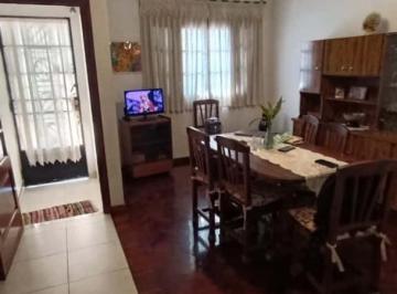 PH · 149m² · 3 Ambientes · 1 Cochera · Venta Casa PH - Zeballo Al 3900 - 2 Dormitorio - Pb