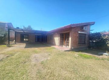Casa de 5 ambientes, Guaymallén · Casa en Venta Barrio Leonangeli Corralitos