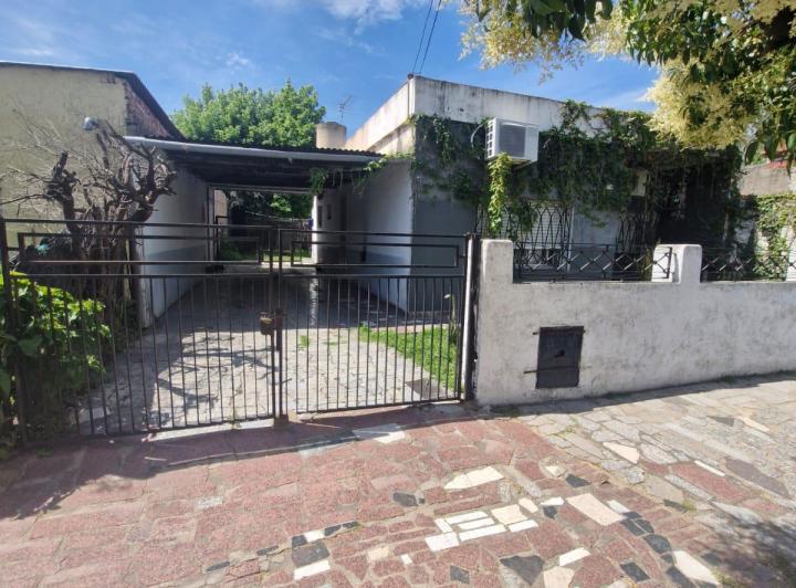 Casa · 68m² · 3 Ambientes · 1 Cochera
