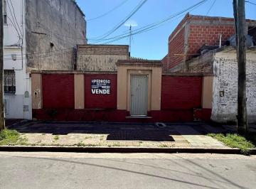 Casa de 3 ambientes, Avellaneda · Casa Antigua Sobre Lote 8,66x17 m