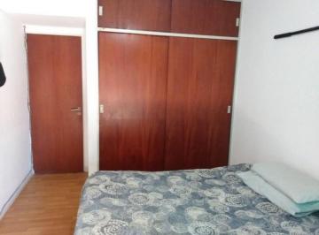 Departamento de 2 ambientes, Lanús · Departamento de 2 Ambientes con Cochera Cubierta en Venta