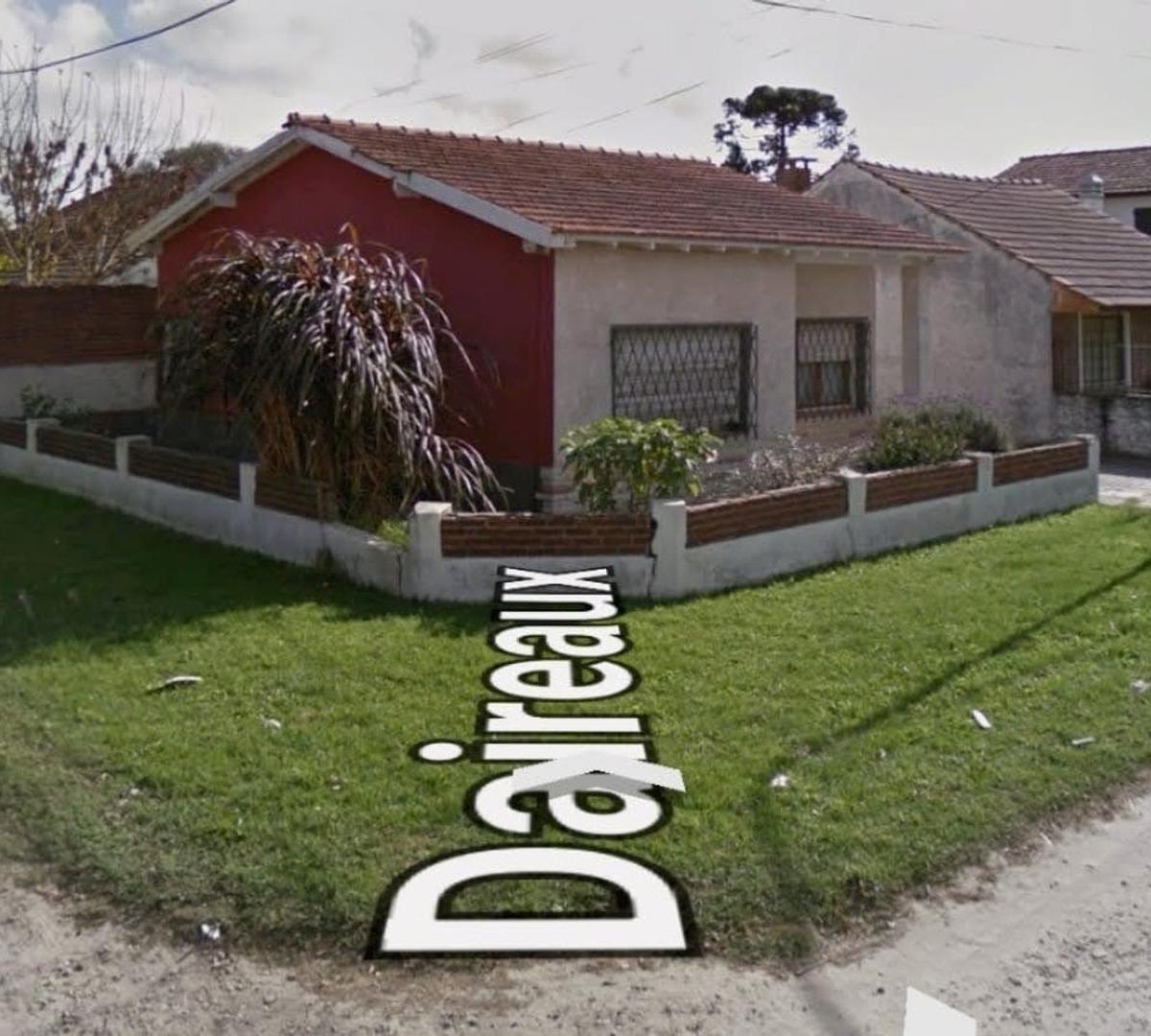 Casa 3 amb a reciclar en Caisamar, 111m² con garage y patio