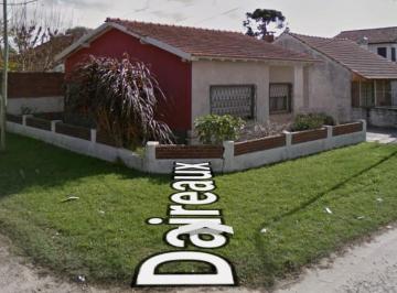Casa · 111m² · 3 Ambientes · 1 Cochera · Casa 3 Amb a Reciclar