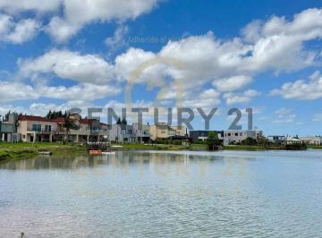 Terreno · 743m² · Lote a Laguna en Horizontes Al Sur Canning
