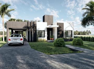 Casa · 200m² · 3 Dormitorios · 2 Cocheras · Casa a Estrenar en Venta – Club de Campo La Federala, Lobos