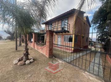 Casa · 555m² · 15 Ambientes · 1 Cochera · Complejo de 5 Cabañas Casa en Venta en Villa Parque Siquimán Sobre Ruta 38 Frente Al Lago