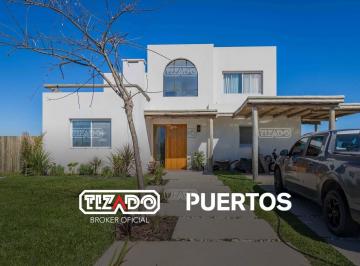 Casa · 210m² · 5 Ambientes · 1 Cochera · Casa en Venta en Amarras, Puertos, Escobar