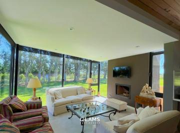Casa · 170m² · 4 Ambientes · Venta - Casa 4 Ambientes - Barrio Barrancas de San Benito