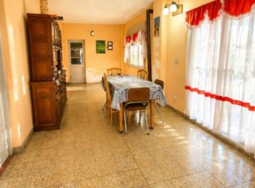 Casa · 75m² · 3 Ambientes · 1 Cochera · Casa en Lote Propio de 3 Amb en Venta en San Justo