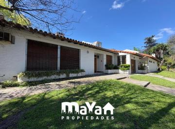 Casa · 395m² · 5 Ambientes · 3 Cocheras · Casa en Venta Zárate