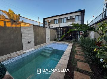 Casa · 105m² · 5 Ambientes · 1 Cochera · Duplex de 3 Dorm. en Venta - Posadas Misiones