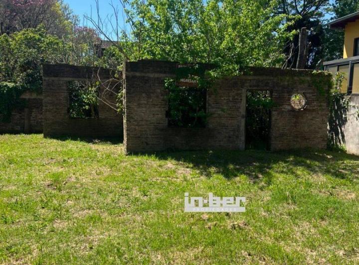 Terreno · 225m²
