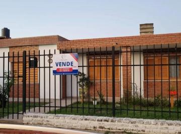 Casa de 5 ambientes, Córdoba · Oportunidad Unica - Hermosa Casa en Venta