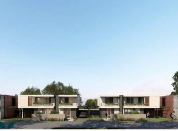 Casa · 126m² · 5 Ambientes · 3 Cocheras · Venta Duplex y Dptos 2 y 3 Dor Las Veras