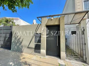 PH · 69m² · 4 Ambientes · 1 Cochera · Venta PH 4 Ambientes Moron