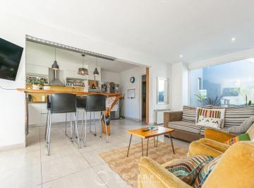 Casa · 180m² · 4 Ambientes · Casa en Barrio 2 de Abril