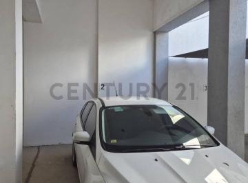 Garage · Cochera en Venta en La Plata